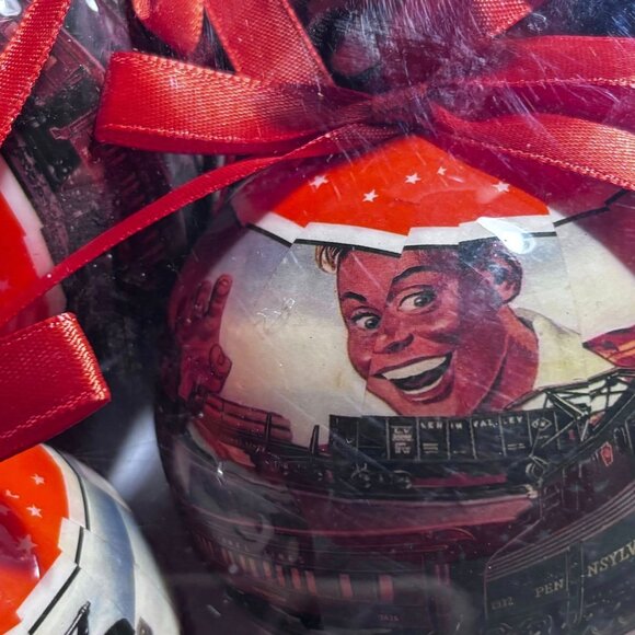 NEW Set of 14 Lionel Trains Christmas Bulb Ornaments & Gift Box # 9-21012 - Picture 6 of 9